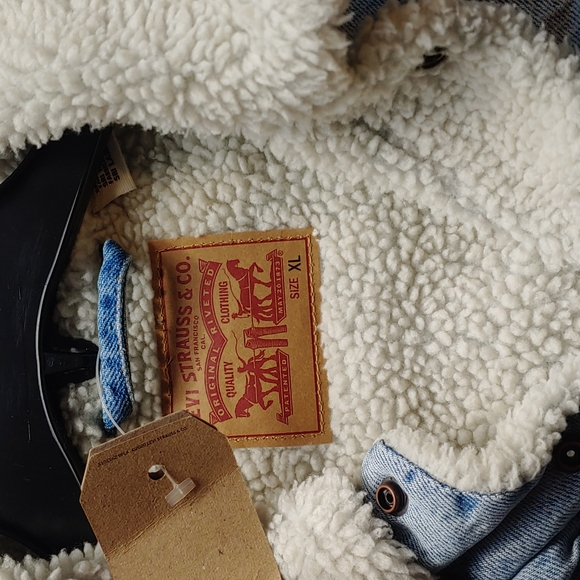 Levi strauss & co. blue jean jacket size xl corp - Picture 4 of 4